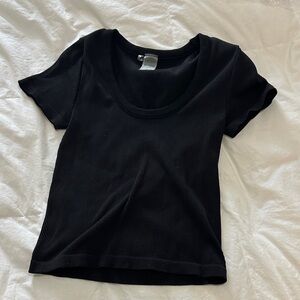 Aritzia Small Black Ribbed Scooped Neck Tee